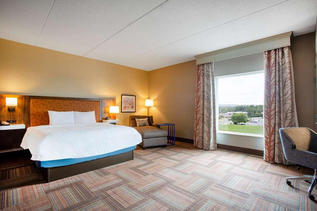 Hampton Inn Watertown Szoba fotó