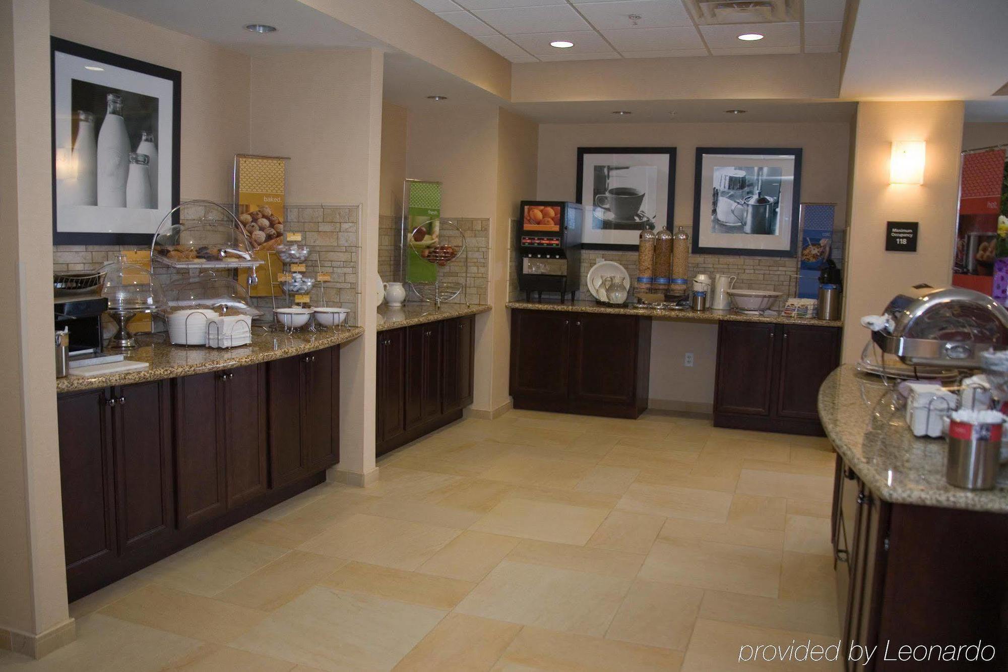 Hampton Inn Watertown Étterem fotó