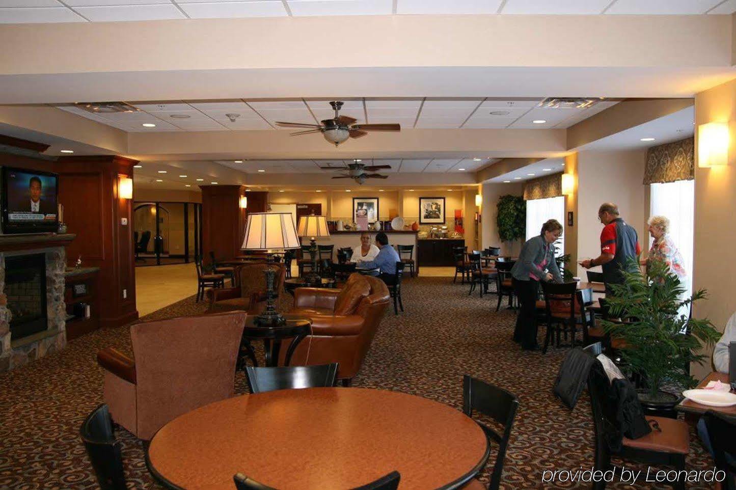 Hampton Inn Watertown Étterem fotó