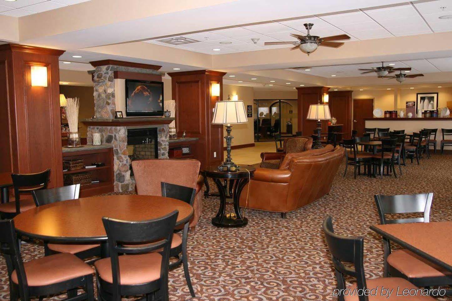 Hampton Inn Watertown Étterem fotó